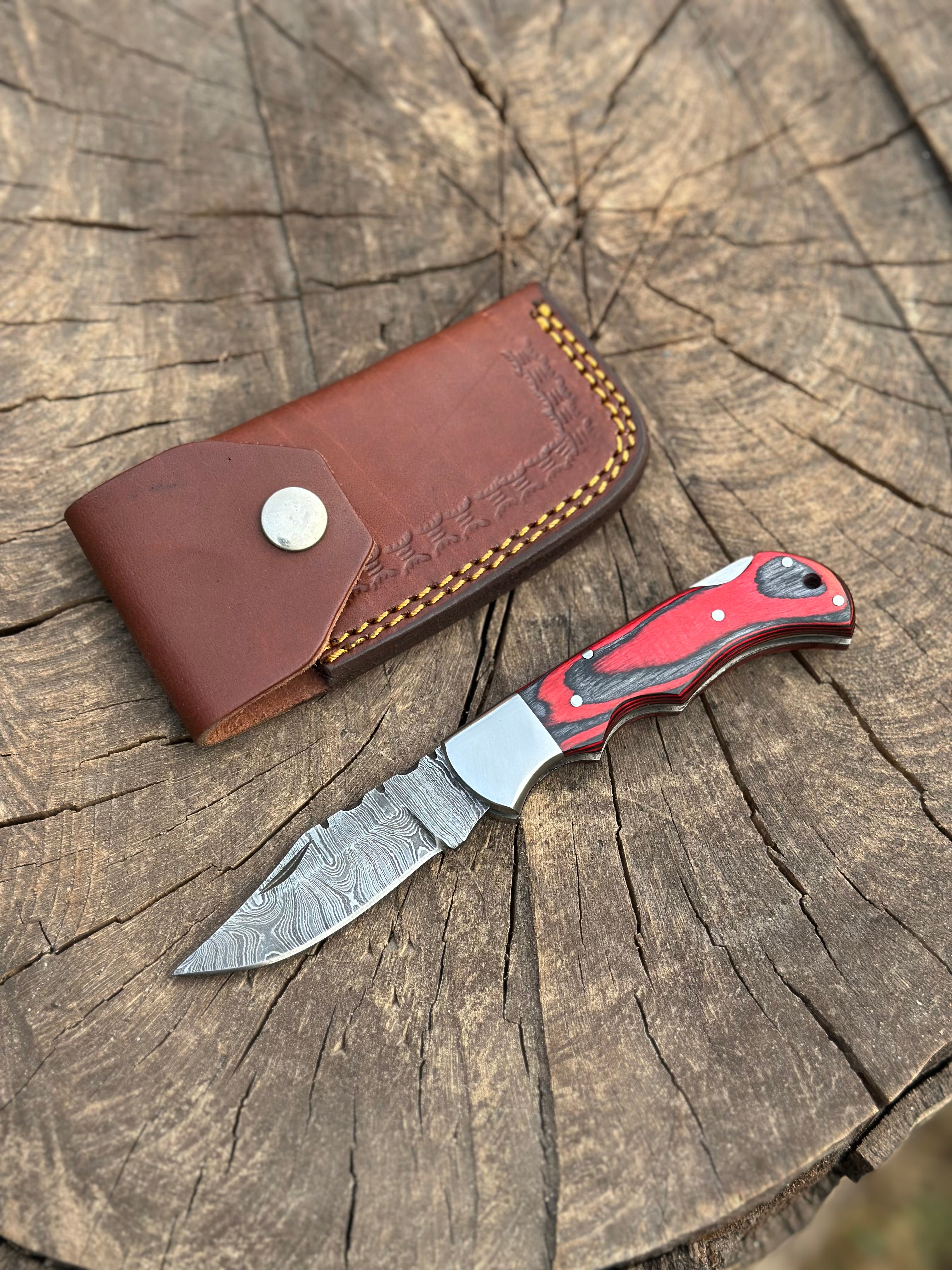 Handmade Damascus Steel Pocket Knife - Compact & Premium