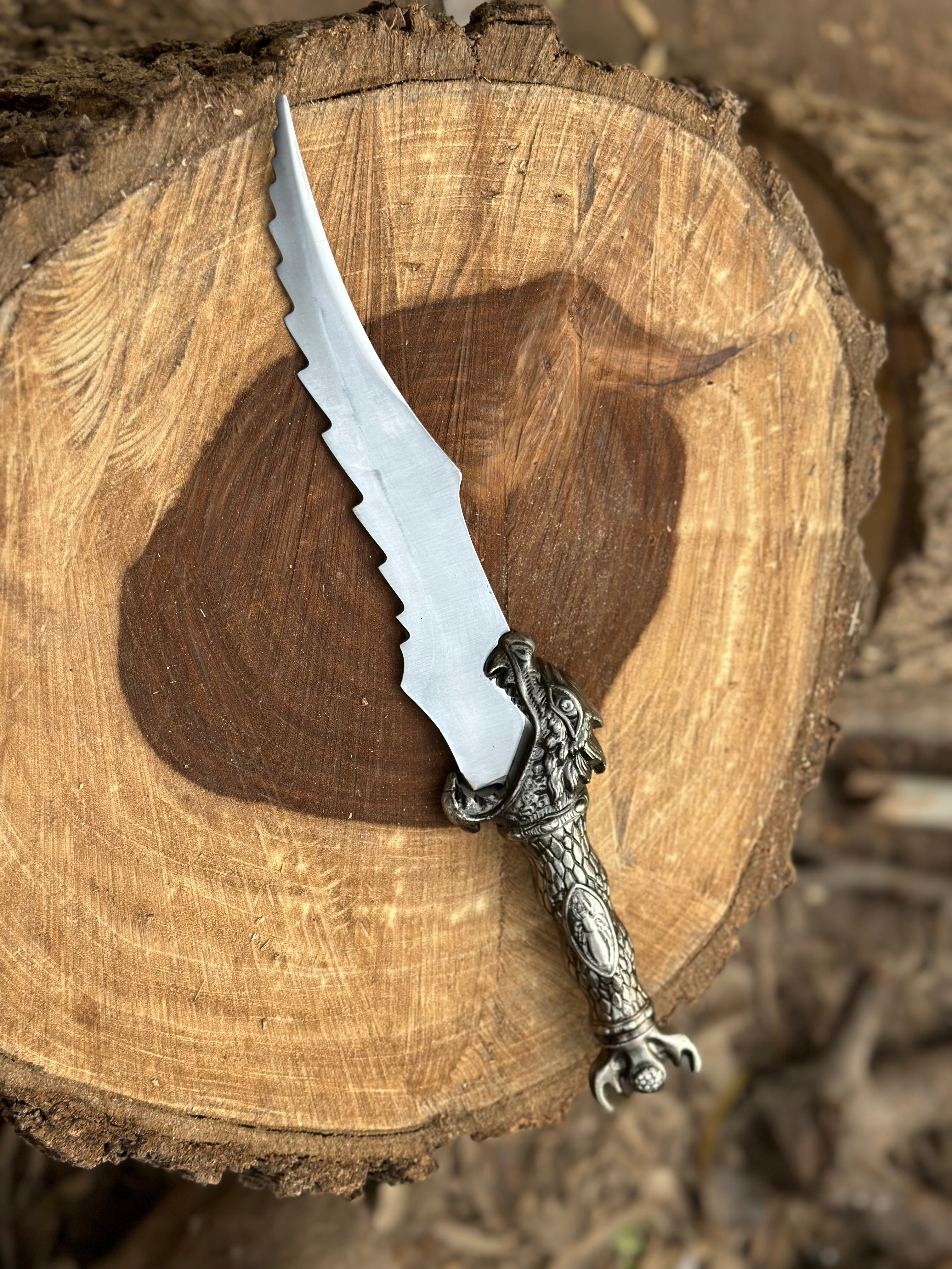 Tiger Dagger